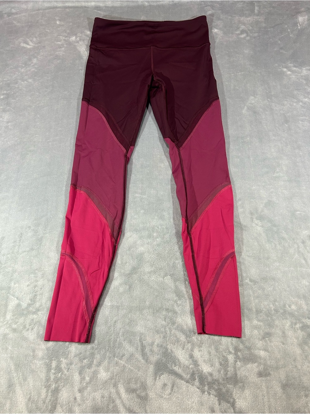 Lululemon Women's 8 Colour Me Ombre Athletic Tights 28" Dark Adobe Blush Berry